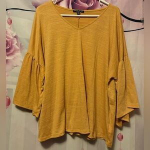 Cable and Gauge Womens Flared sleeves V neck blouse Size 1X